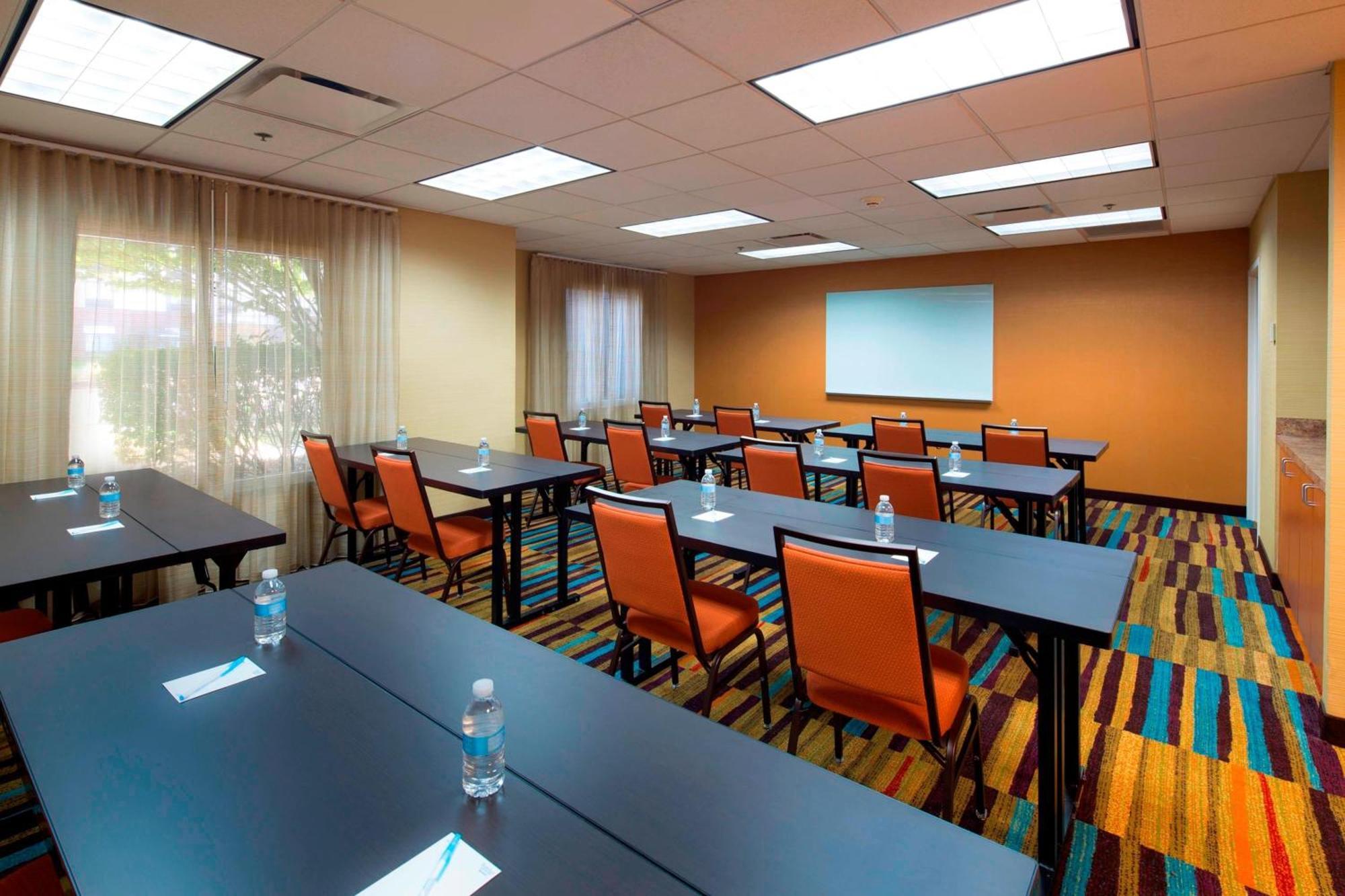 Fairfield Inn & Suites By Marriott Newark Liberty International Airport Εξωτερικό φωτογραφία