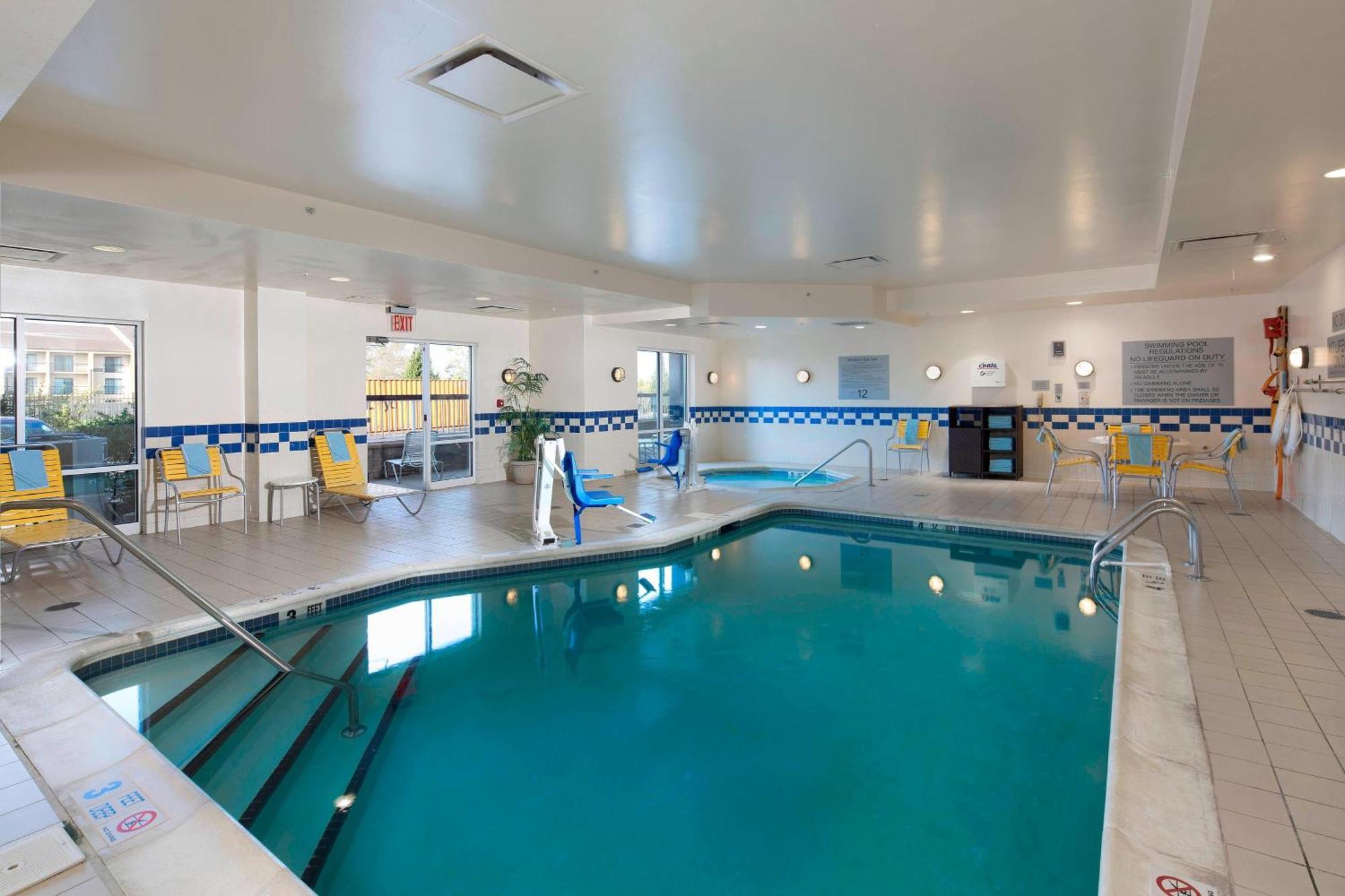 Fairfield Inn & Suites By Marriott Newark Liberty International Airport Εξωτερικό φωτογραφία