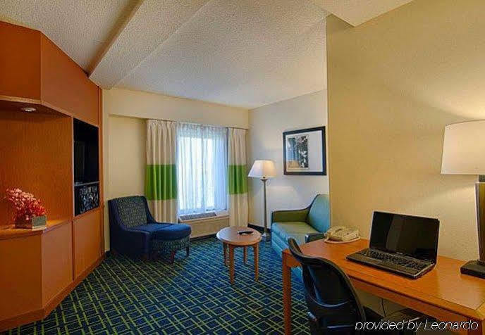 Fairfield Inn & Suites By Marriott Newark Liberty International Airport Εξωτερικό φωτογραφία